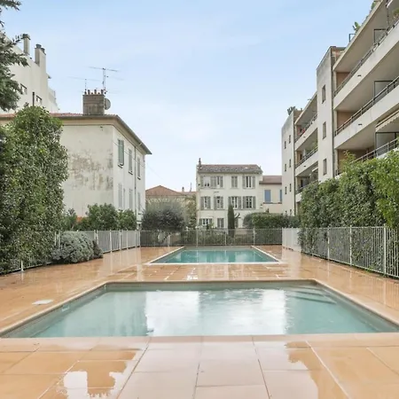 Apartment Studio W Large Terrace Ac Swimming-pool And Garage In - Welkeys